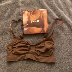Skims bra/bralette